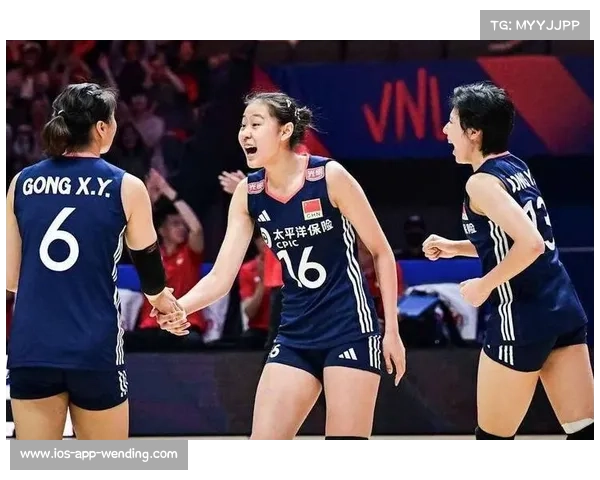 中国女排 3-1 力克捷克!赵勇激活王媛媛 + 万梓玥新搭档,副攻线成制胜关键 中国女排 3-1 力克捷克!赵勇激活王媛媛 + 万梓玥新搭档,副攻线成制胜关键